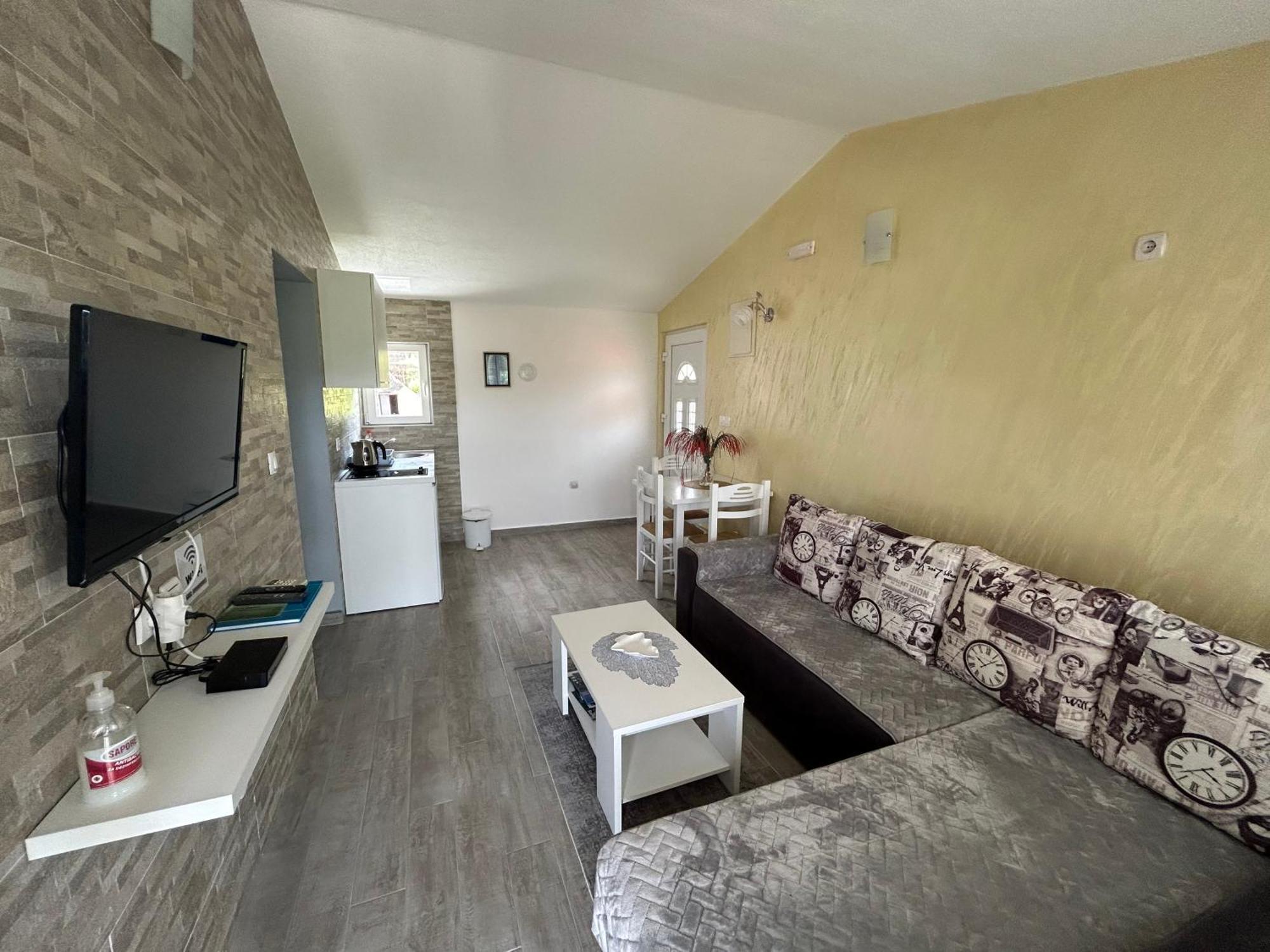 Green Field Apartments Вирпазар Екстериор снимка